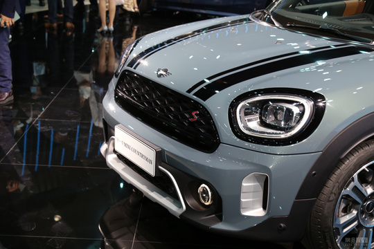 新MINI COUNTRYMAN(2) 第2页