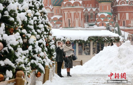 莫斯科一夜降雪量创下新纪录 第1页