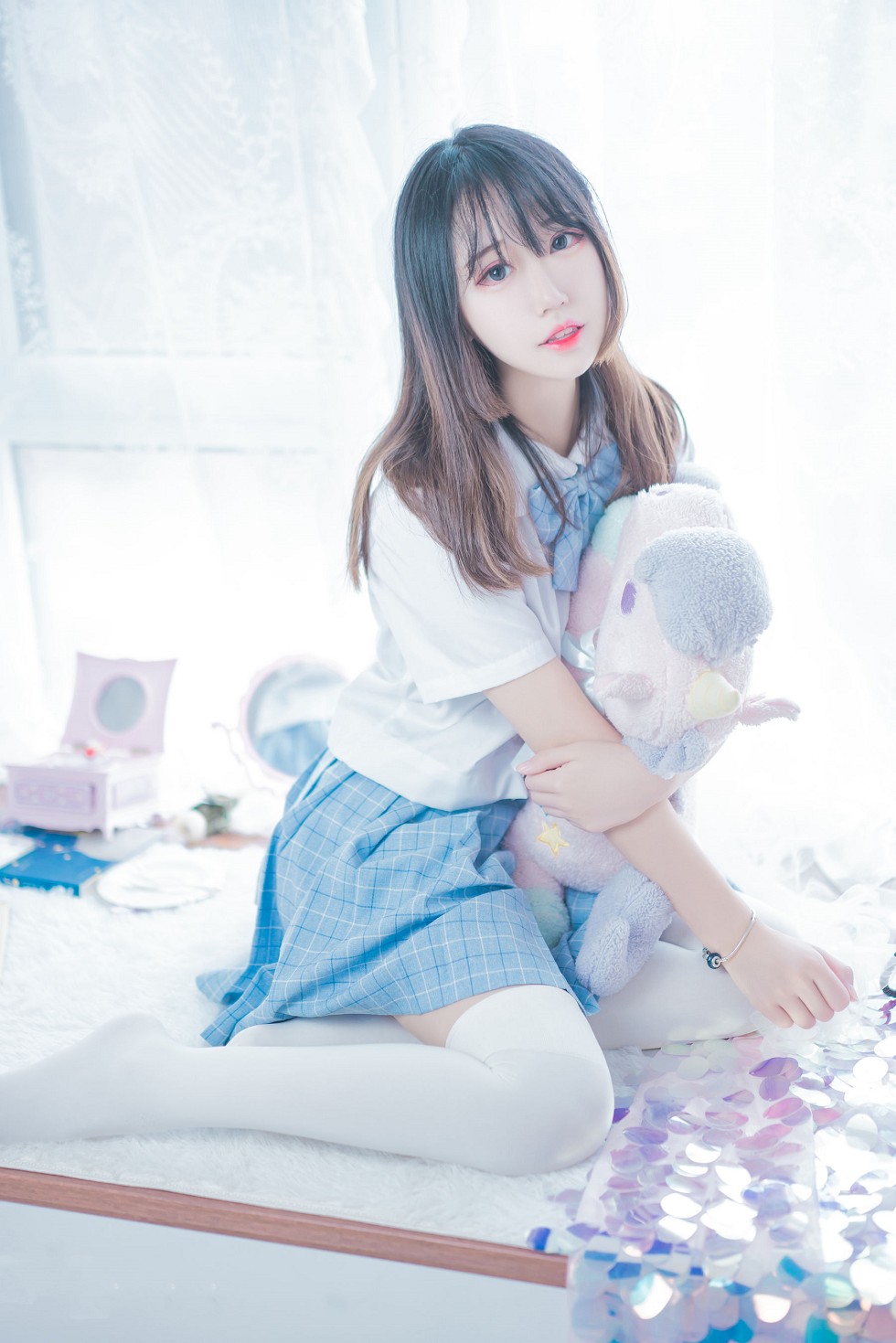 图片[11]-网络美女猫君君MaoJun清凉一夏主题短裙下白丝美腿写真-美了么