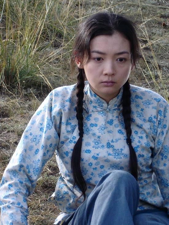 在革命题材电视剧《井冈山》中,扮演"林若嫣"