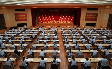 回避申请被驳回后向谁提出申请复议