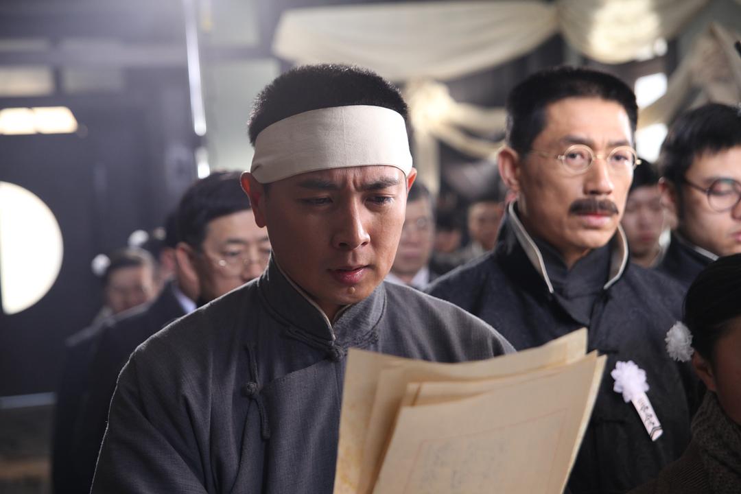 the road of exploring