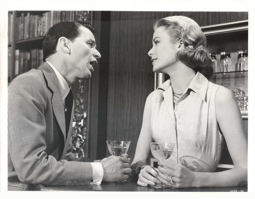 《上流社会》-高清电影-完整版在线观看