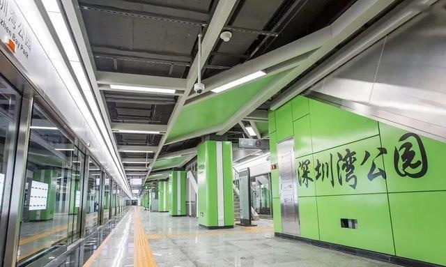 聚焦丨深圳湾公园地铁站中秋节期间开放a出入口这23条公交线调整行驶