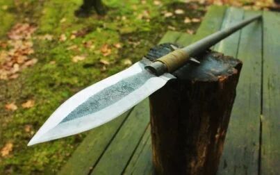 com  5分钟31秒【逆战】当年天神套打这都刮痧,如今用把刀就能单