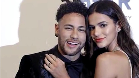 足球明星的老婆们