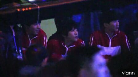 Bigbang看tfboys表演 搜狗搜索