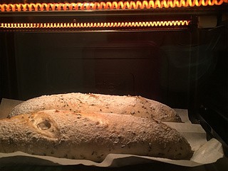 用烤箱做的面包 用烤箱在家怎么做面包