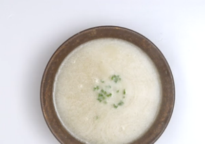 鱼汤怎么能熬成奶白色 如何熬出传说中的奶白色鱼汤