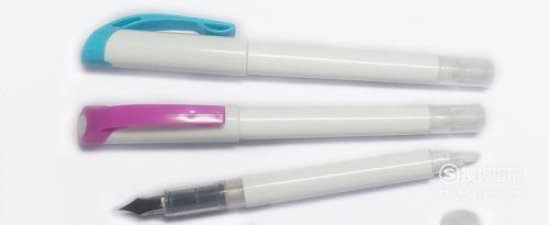 油性笔和水性笔的区别是什么意思，油性笔和水性笔的区别是什么